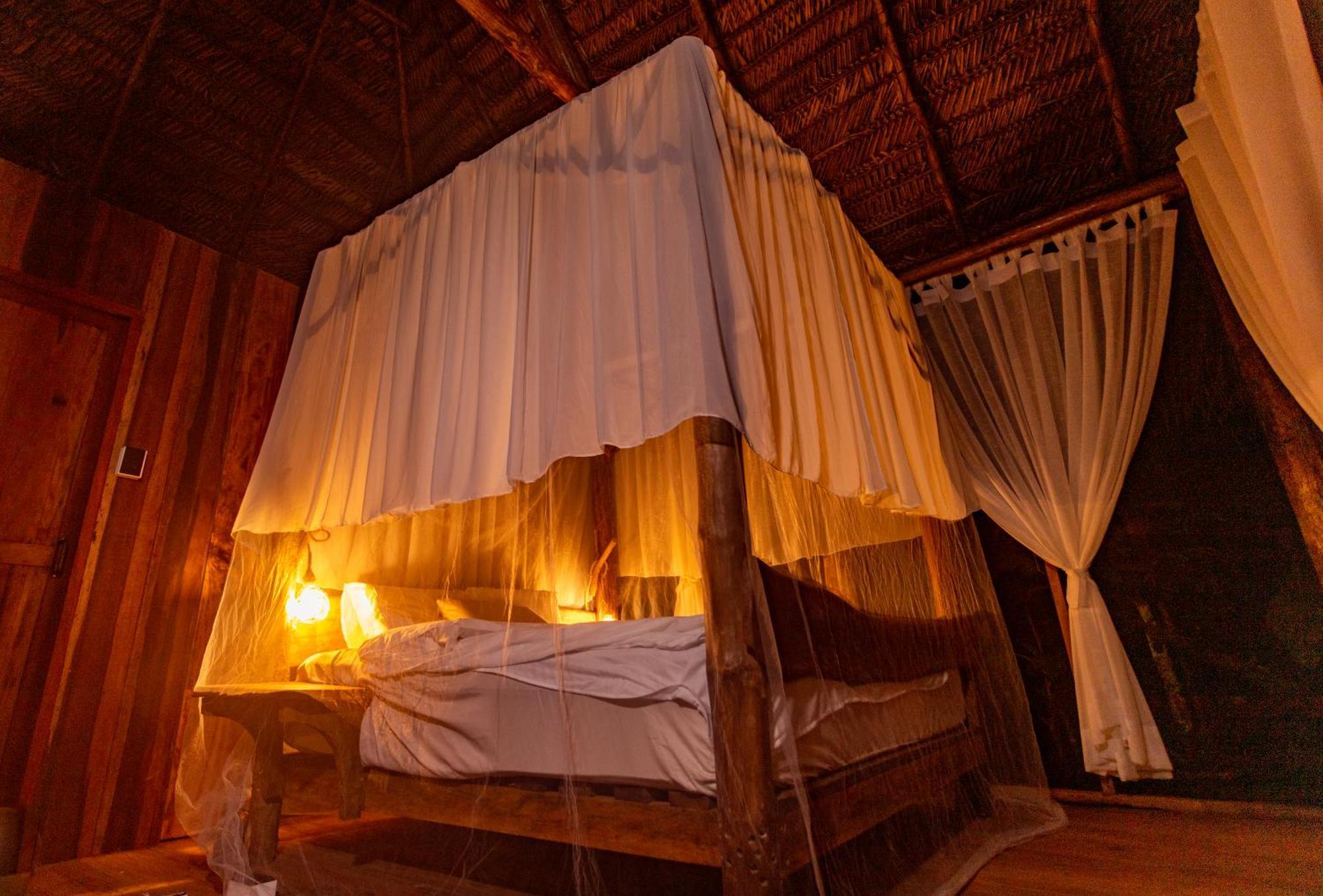Awaken Amazonian Healing Resort All Inclusive Икитос Экстерьер фото